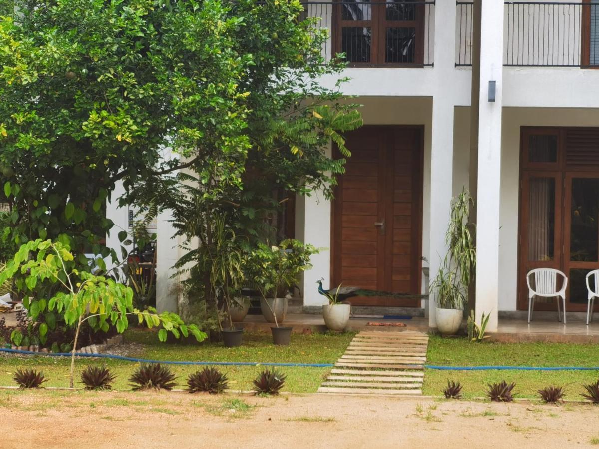 Ruwinsons Canal Garden Anuradhapura Exterior photo