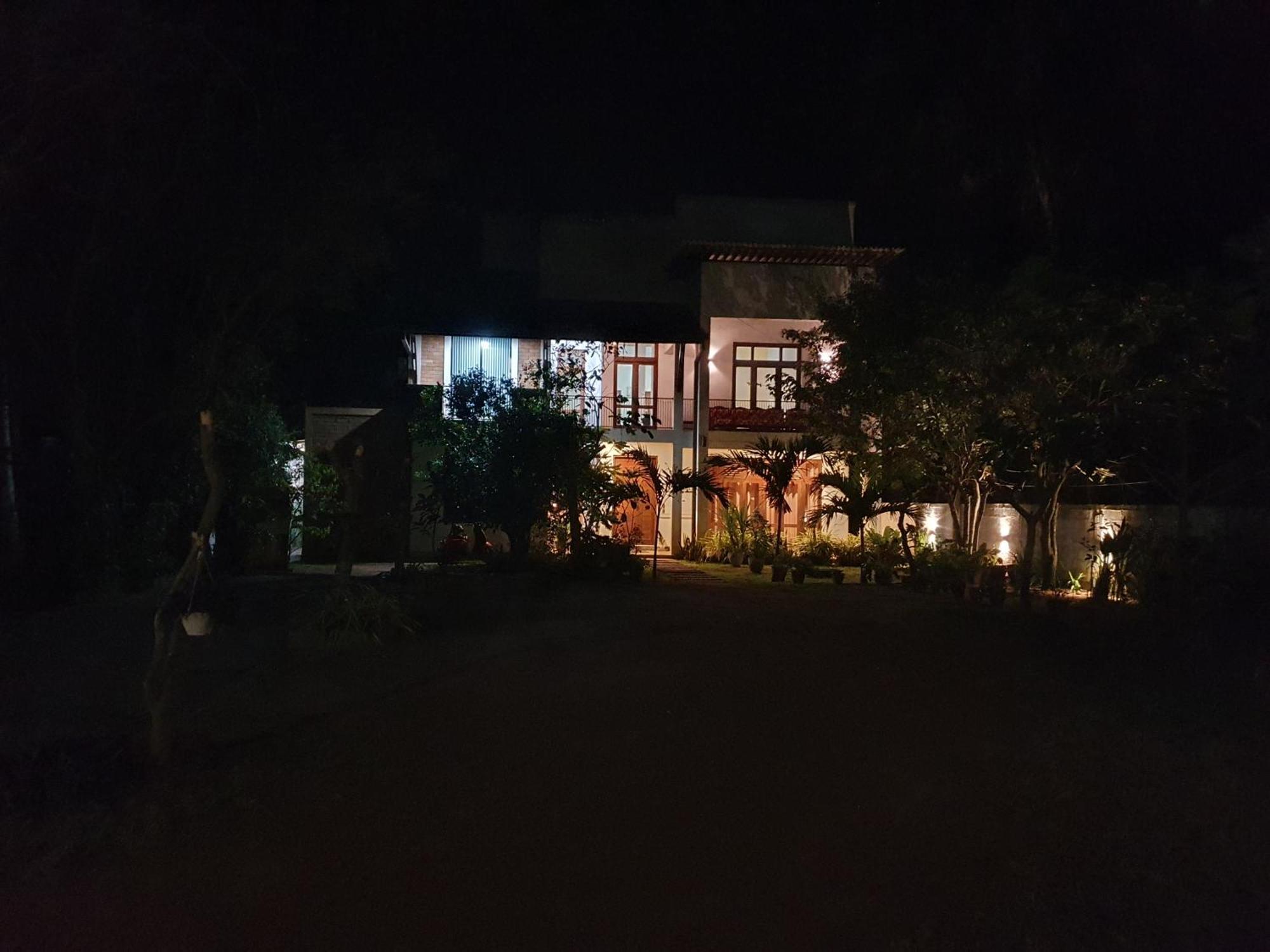 Ruwinsons Canal Garden Anuradhapura Exterior photo